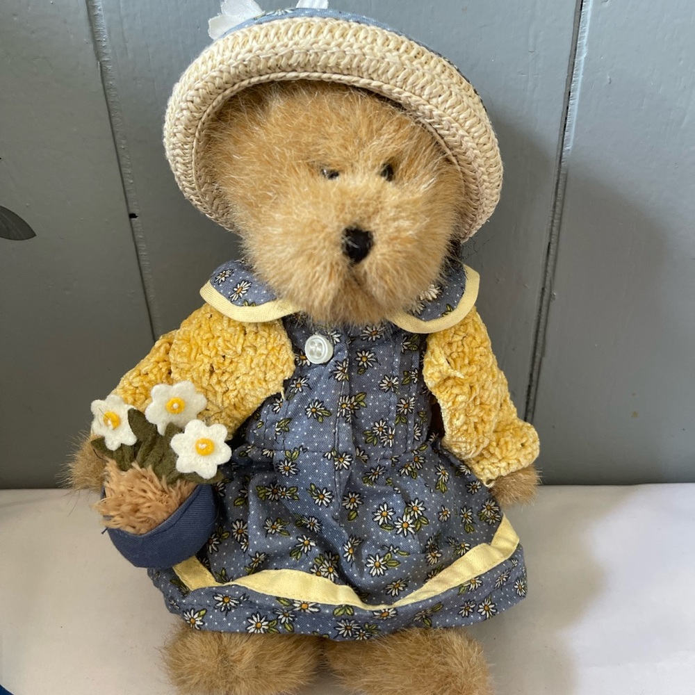 Boyds Bears BAILEY #9199-20 Plush Spring 1988-2002. Daisy Dress/Flower Pot 🌼
